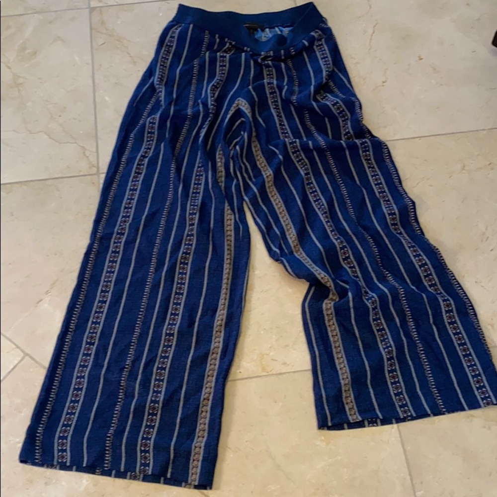 BCBG wide leg summer pants
